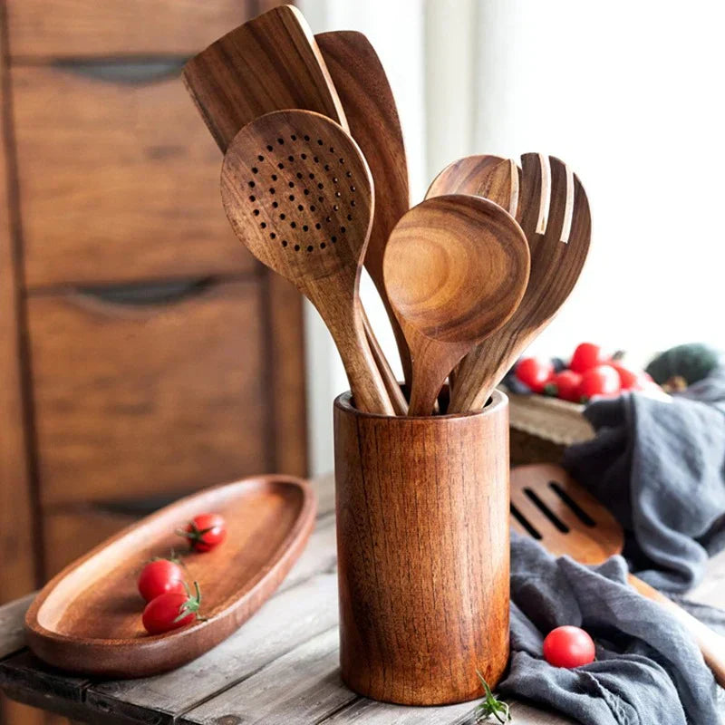 Heritage Crock™ - Natural Wood Utensil Organizer